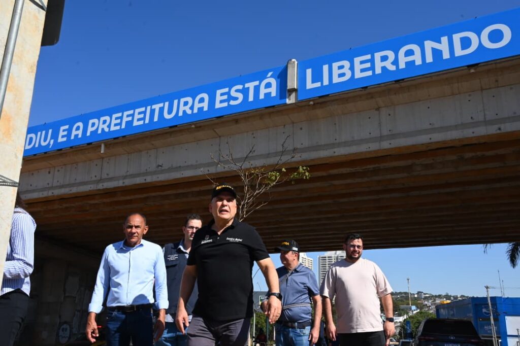 Mabel acelera cronograma para liberar primeira via lateral na Leste-Oeste em até 10 dias