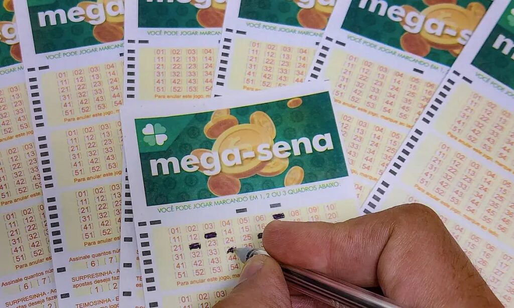 Mega-Sena sorteia prêmio acumulado de R$ 30 milhões neste domingo (30)