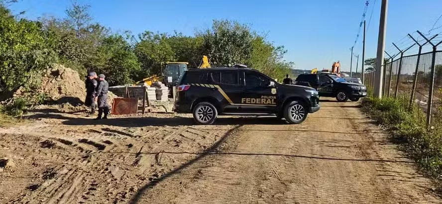 Grupo armado tentou acessar área restrita do terminal de Guarulhos para levar pacotes de drogas