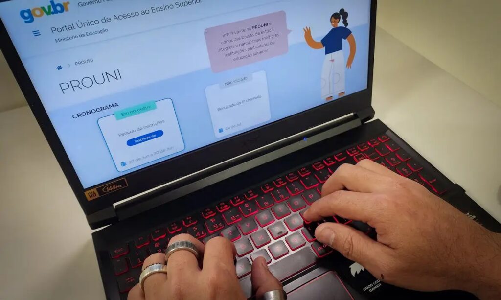 Goiás tem mais de 16 mil inscritos para bolsas do Prouni no segundo semestre