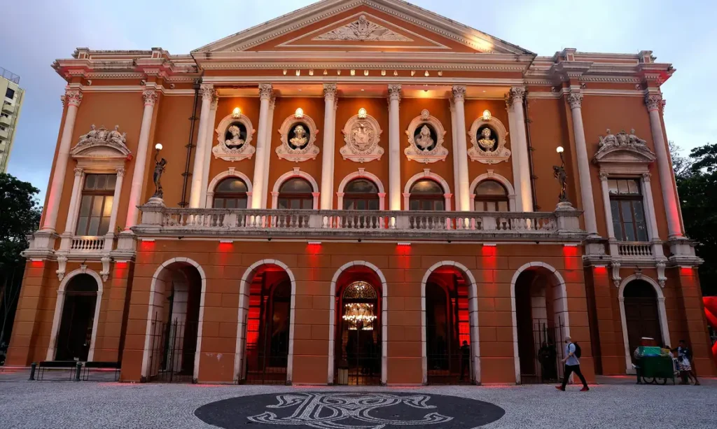 Unesco reconhece teatros de Manaus e de Belém como Patrimônio Mundial Cultural