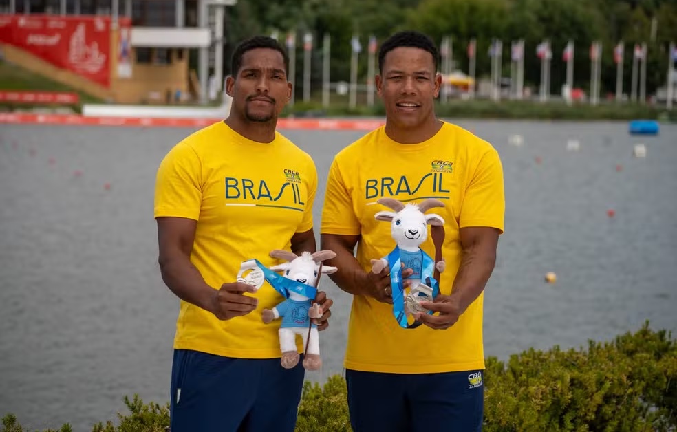 Jacky Godmann e Gabriel Assunção conquistam prata no C2 500m
