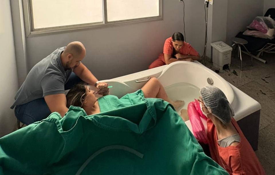 Hospital e Maternidade Dona Iris bate recorde de partos humanizados em 2026