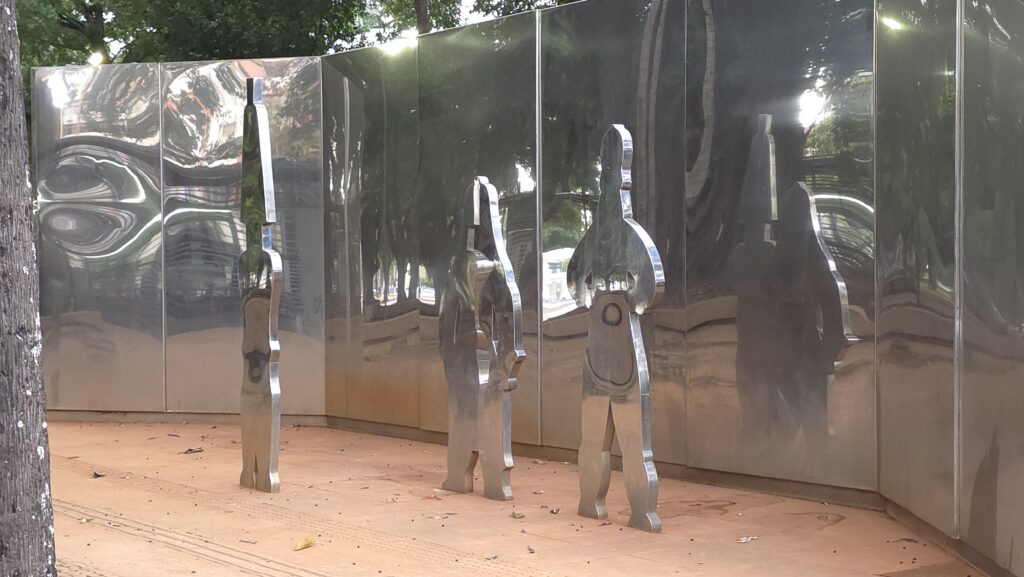 Como um espelho, obra de Siron Franco reflete passado, presente e futuro de Goiânia