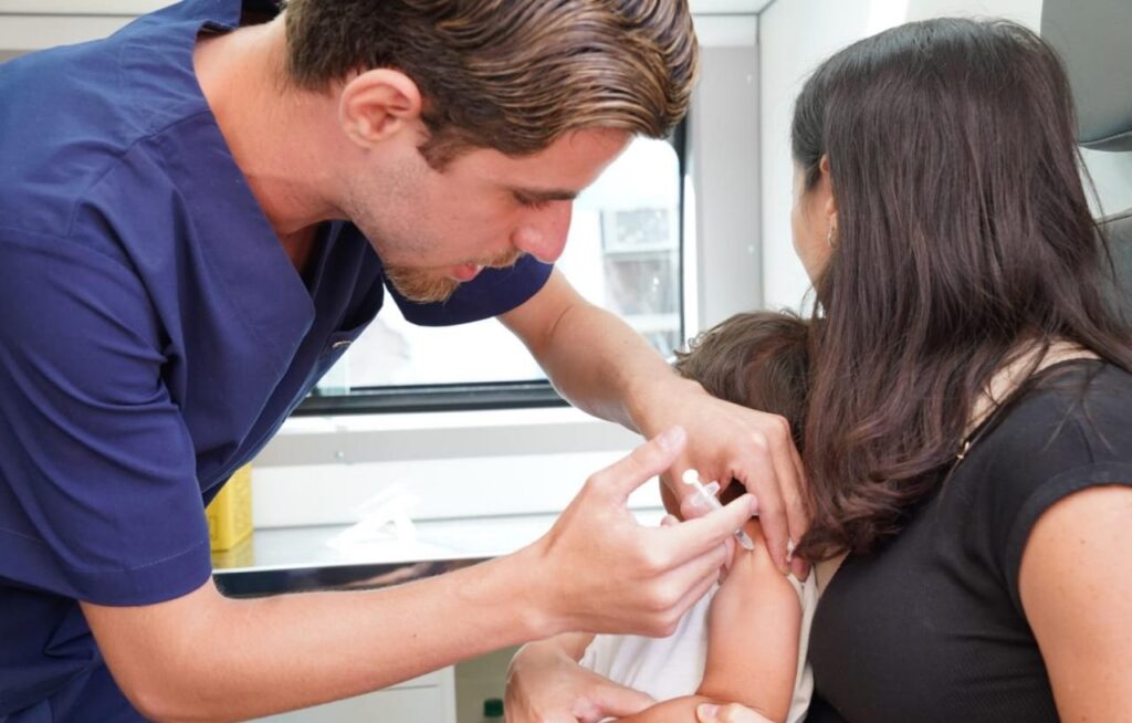 Goiás inicia campanha de multivacinação para atualizar cobertura de crianças e adolescentes