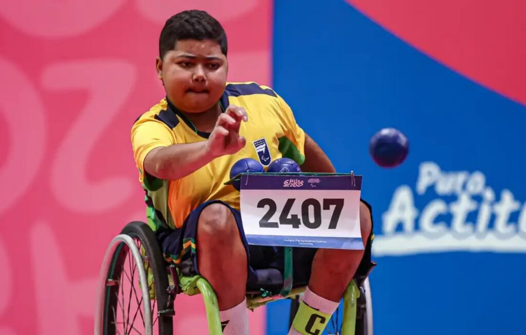 Aos 19 anos, José Antônio Santos é campeão mundial de bocha em Seul