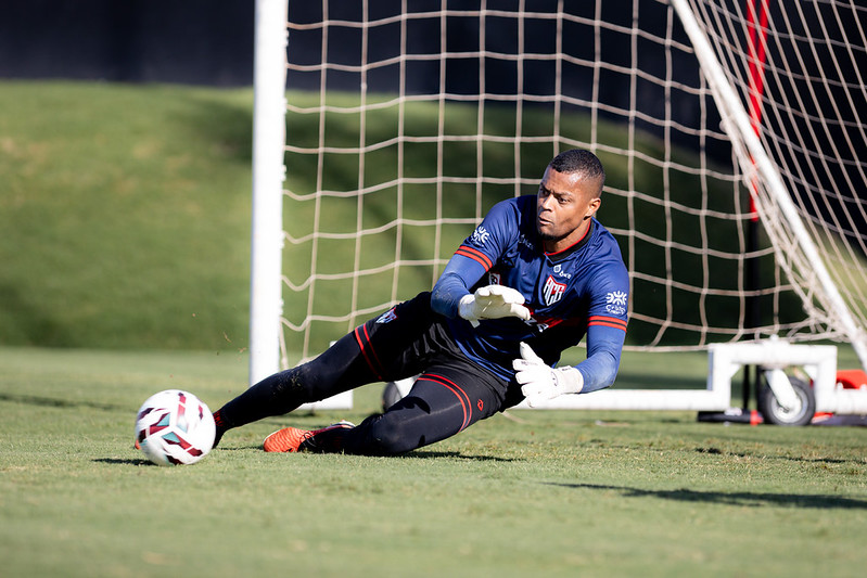 Atlético-GO volta a campo fora de casa contra o Londrina-PR