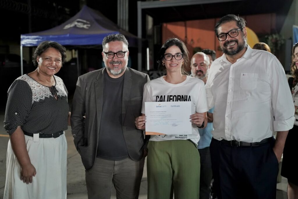 Prefeitura de Goiânia certifica mais 200 alunos em cursos do projeto Caravana do Emprego e Renda