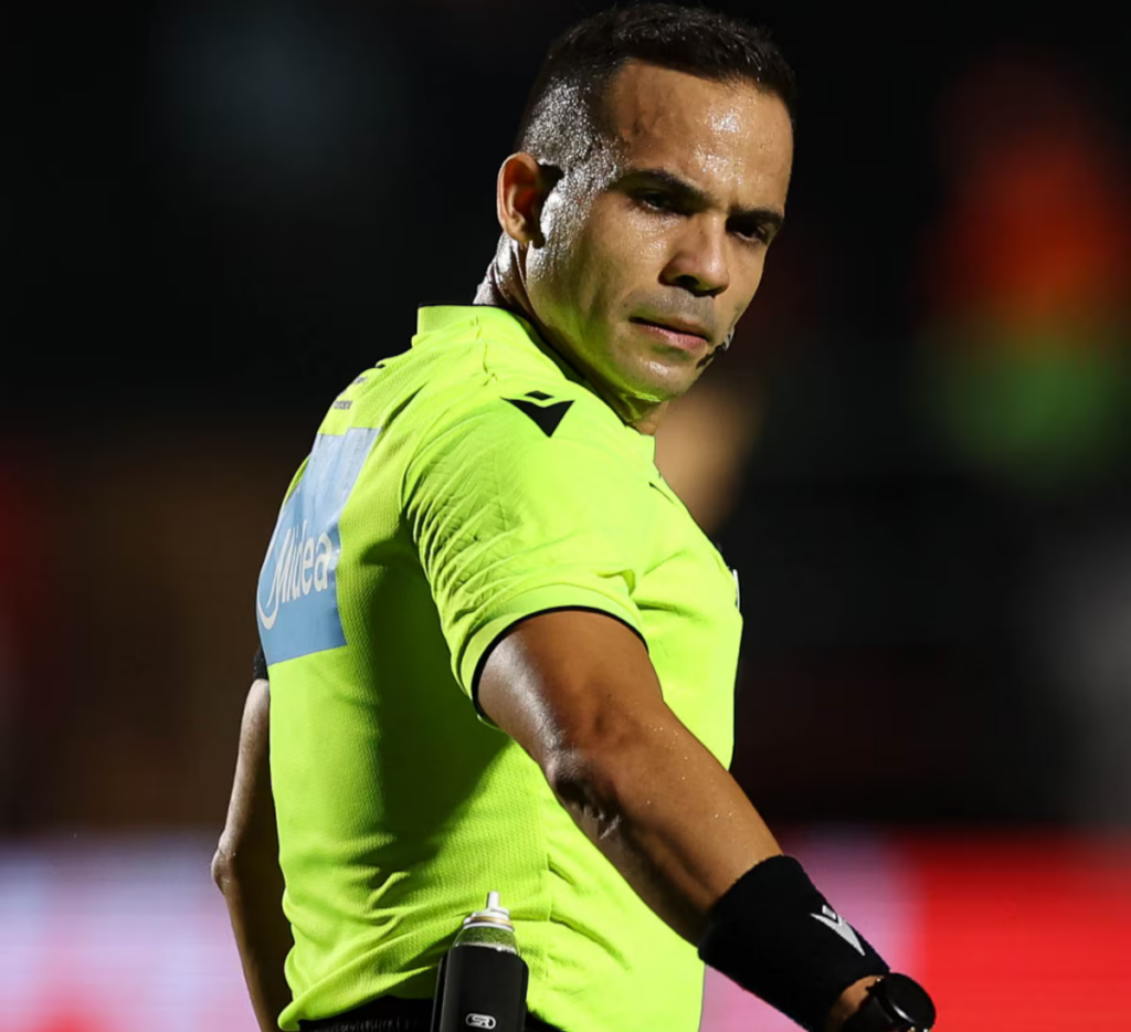 Árbitro relata ofensas de integrantes do Corinthians na Copa do Brasil