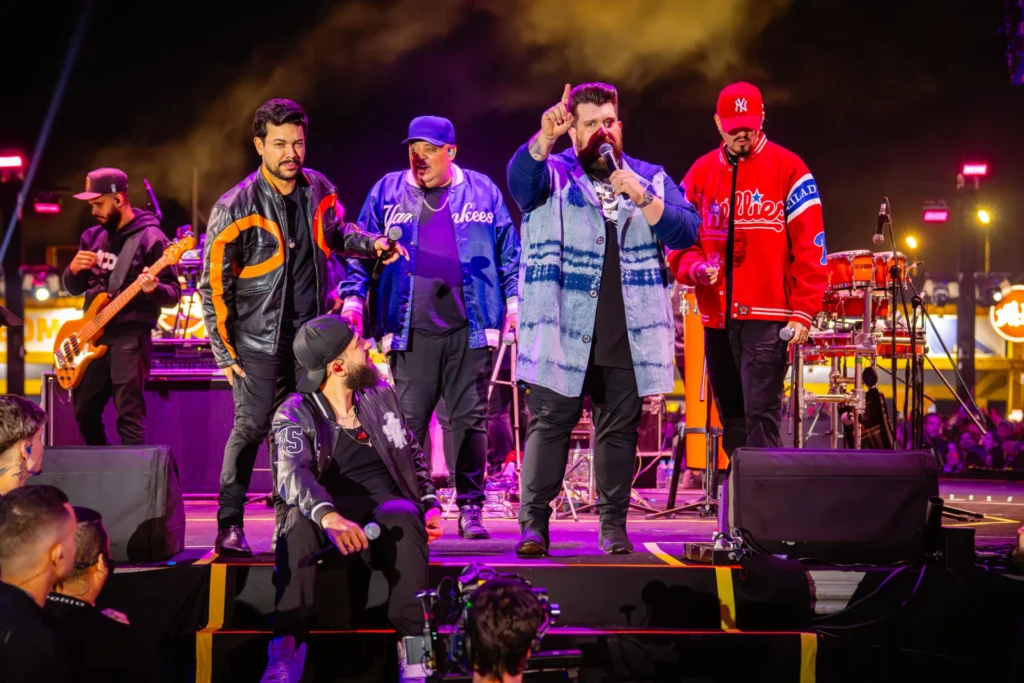 Festival 'Cê Tá Doido' reúne as duplas sertanejas Humberto e Ronaldo, Ícaro e Gilmar e o cantor Panda em Goiânia