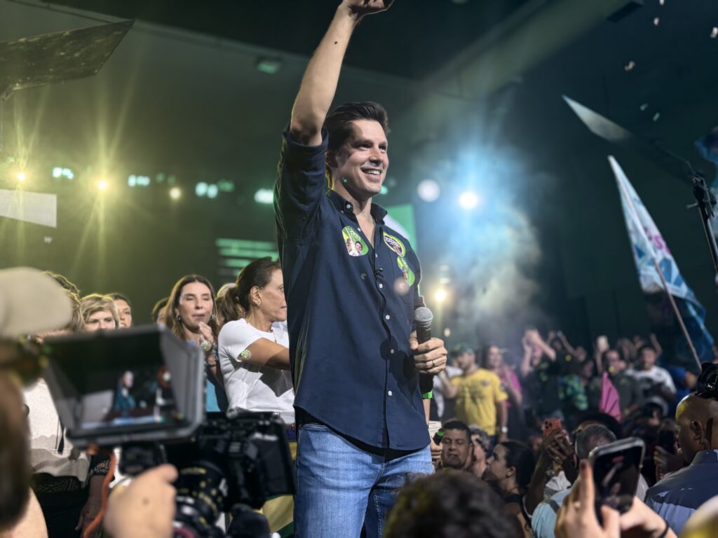 “O povo goiano não quer e não vai andar para trás”, afirma Daniel Vilela