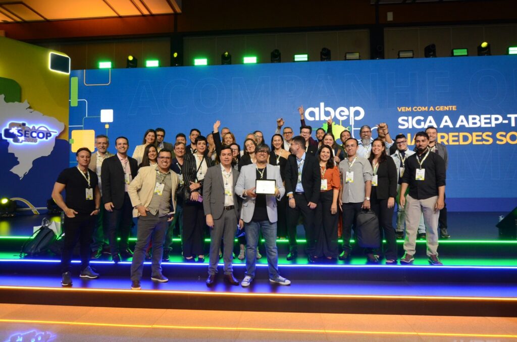 Goiás recebe certificação em serviços digitais durante evento de tecnologia pública