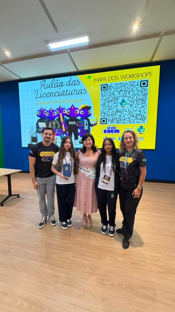 Finalistas do Jovem Senador 2026 em Goiás recebem homenagem no Dia do Estudante