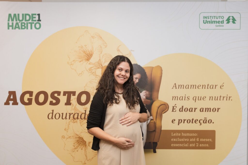 Agosto Dourado: falta de incentivo leva mães a abandonar a amamentação