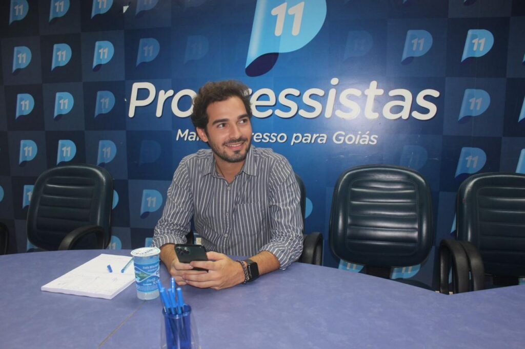 Braz Ludovico recua de candidatura a deputado para contribuir na campanha de Gracinha e Baldy