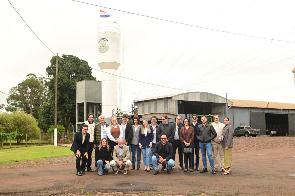 Comitiva da Fecomércio-GO conhece potencial agrícola e oportunidades de negócios no Paraguai 