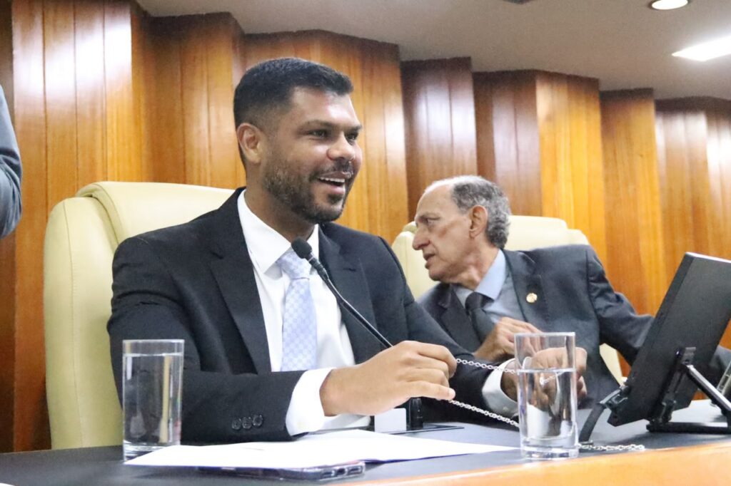 Policarpo defende prioridade para projetos voltados à infância e juventude