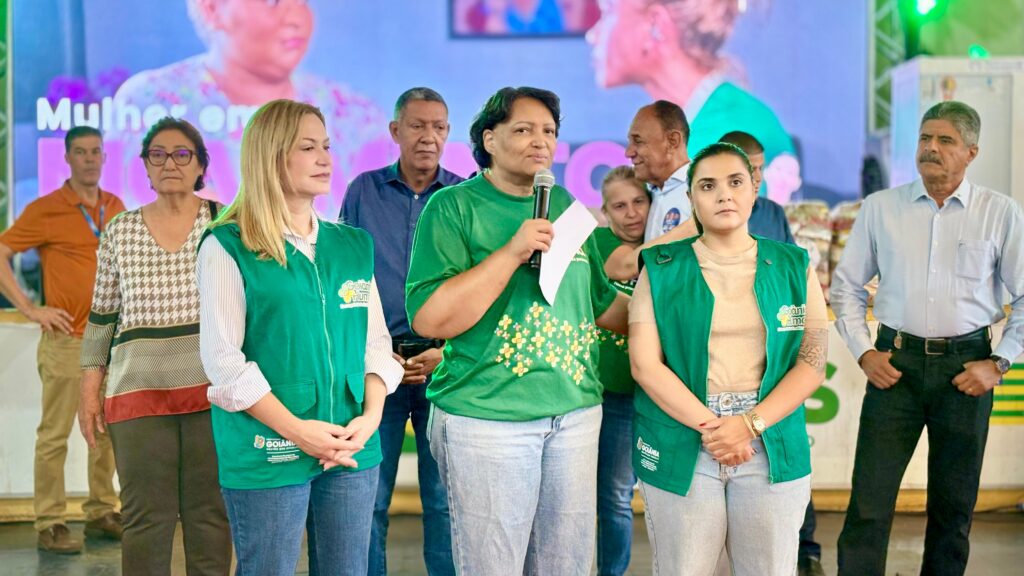 “Estamos levando a Prefeitura até onde o cidadão mora” diz Coronel Cláudia durante Mutirão no Novo Horizonte em Goiânia 