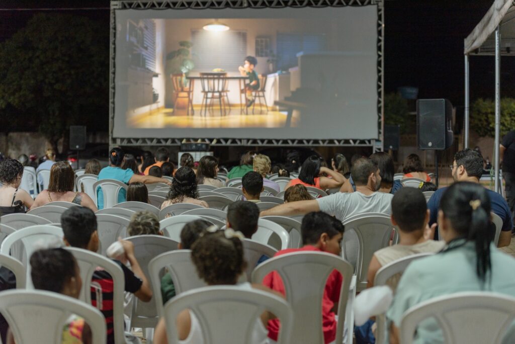 Cine Leitura do Bem chega a Rialma, Itaberaí e Petrolina