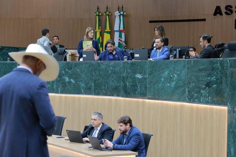 Deputados goianos dão aval a empréstimo de até R$ 500 mil para aquisição de prédio do novo Hugo