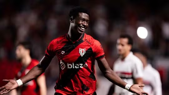 Atlético-GO bate o Botafogo-SP no Antônio Accioly em Goiânia 