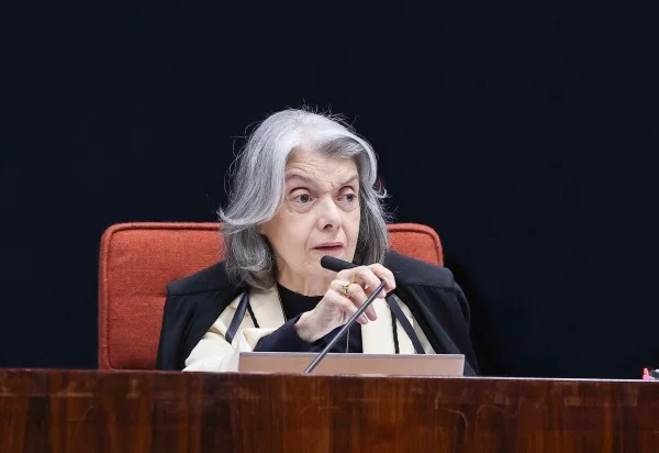 Cármen Lúcia defende sigilo da fonte: liberdade de imprensa ‘não está em questão’