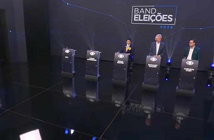 Primeiro debate entre candidatos à presidência é marcado por críticas aos adversários ausentes