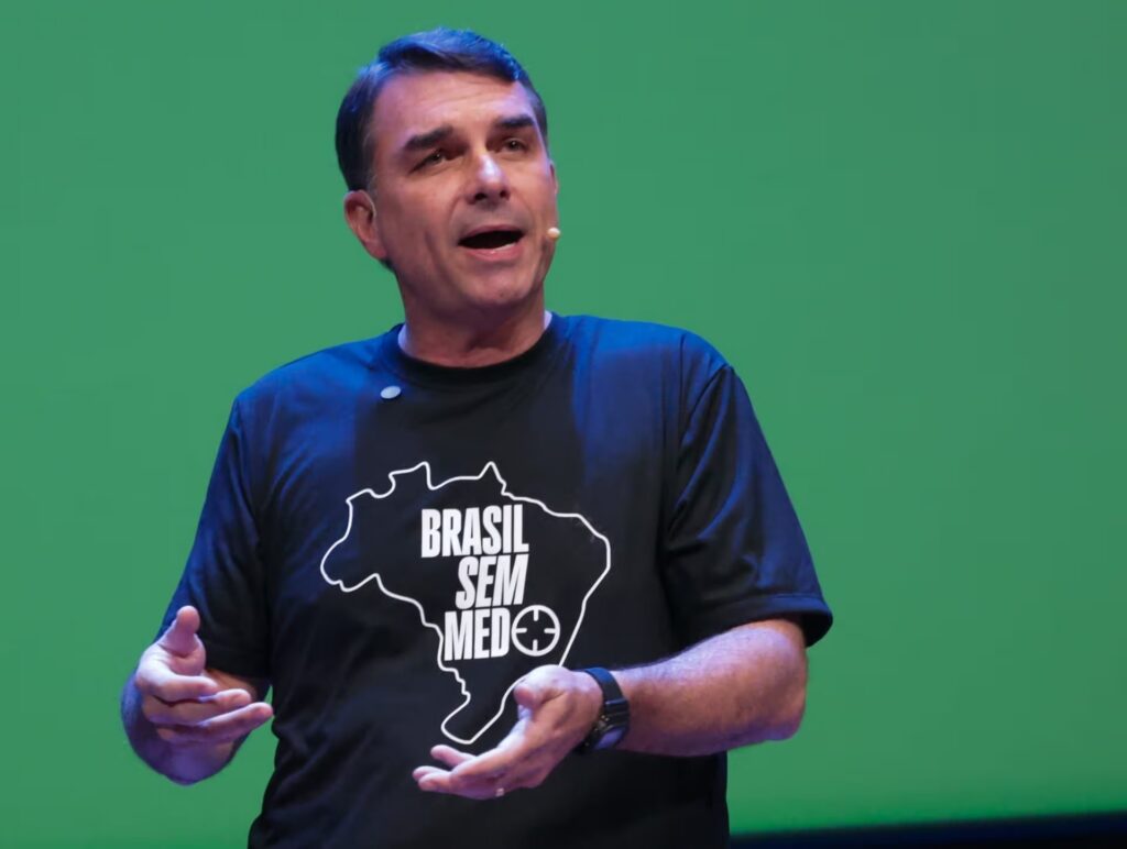 Flávio lidera interações sobre segurança pública nas redes sociais
