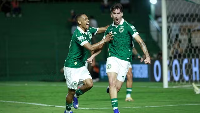 Com gols de Lucas Rodrigues e Kadu Sousa, Goiás bate o São Bernardo na Serrinha