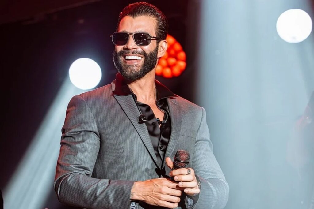 Justiça manda Gusttavo Lima pagar R$ 149 mil por citar número de celular em música