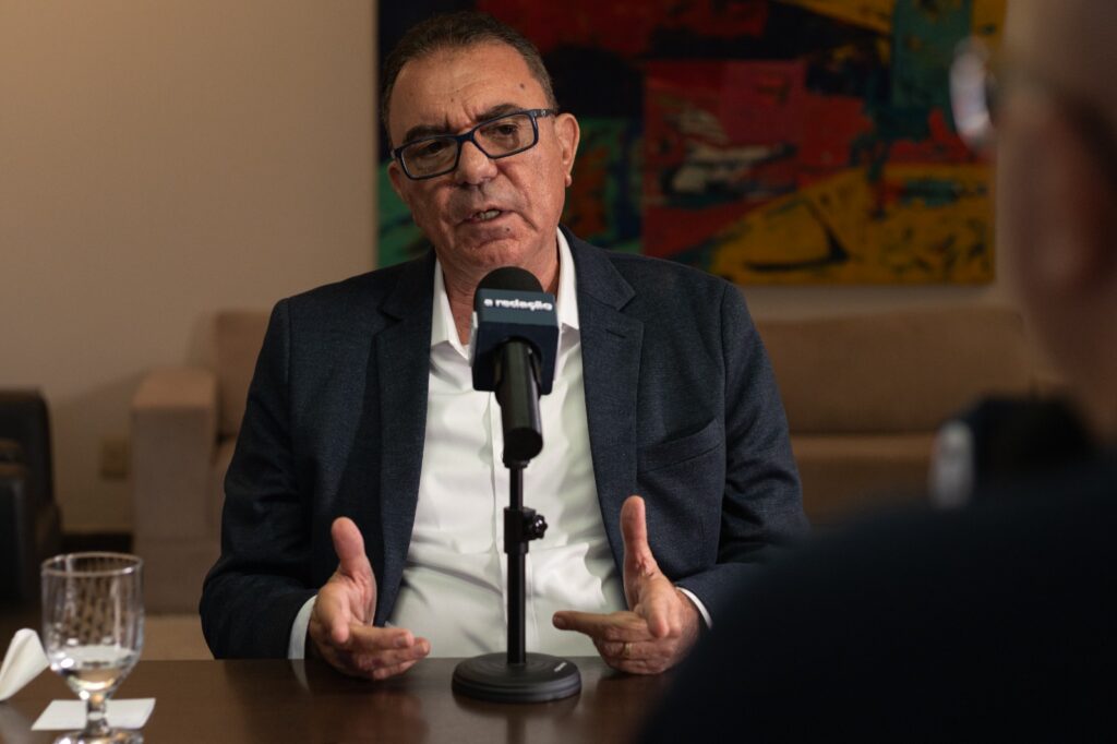 Luís César Bueno aposta em proximidade com Lula para disputa em Goiás e propõe tarifa zero no transporte coletivo
