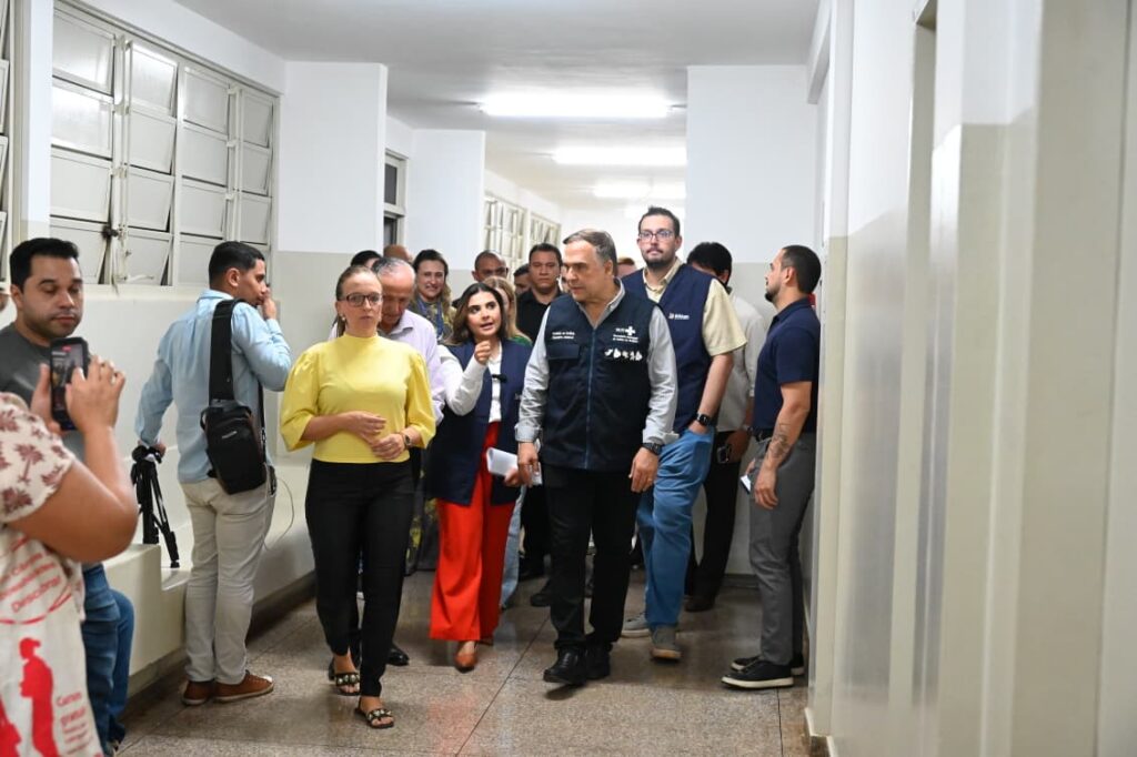 Mabel abre Mutirão na Região Leste com novo formato de atendimento aos goianienses