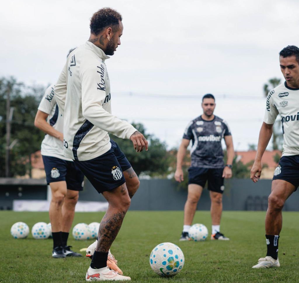 Santos confia em Neymar 'inteiro' para desencantar contra Mirassol e mudar meta no Brasileirão