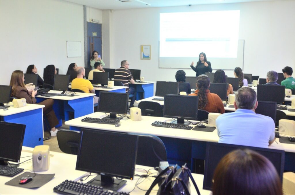 Governo de Goiás abre inscrições para curso de transformação digital voltado a servidores municipais