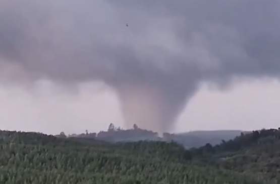 Tornado atinge região do Paraná e causa estragos