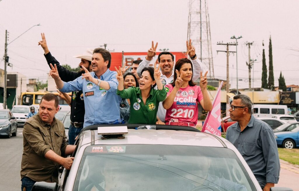 Wilder Morais realiza carreata em Aparecida de Goiânia e apresenta propostas para resolver a saúde de Goiás