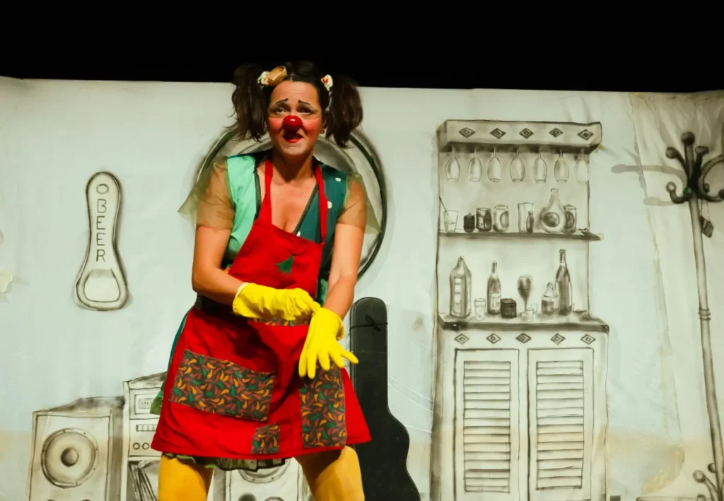 ‘Malagueta na Labuta’ apresenta humor e cotidiano em Goiânia