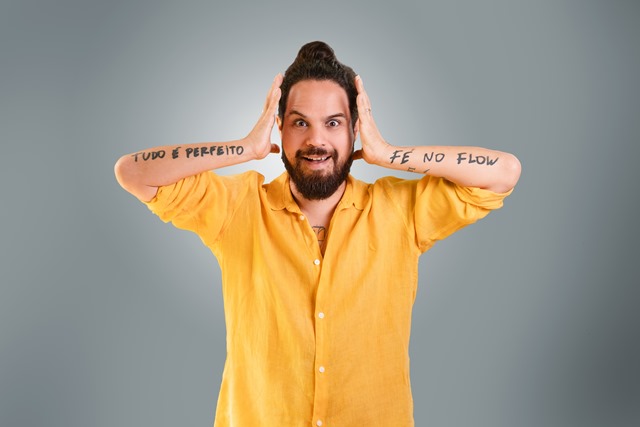 Humorista Murilo Gun apresenta espetáculo “Fé no Flow” em Goiânia e Anápolis