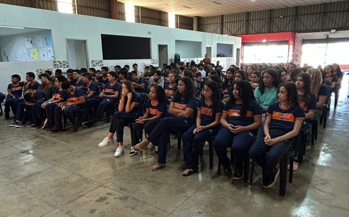 Jovens de Aparecida de Goiânia recebem capacitação para ingressar no mercado de trabalho