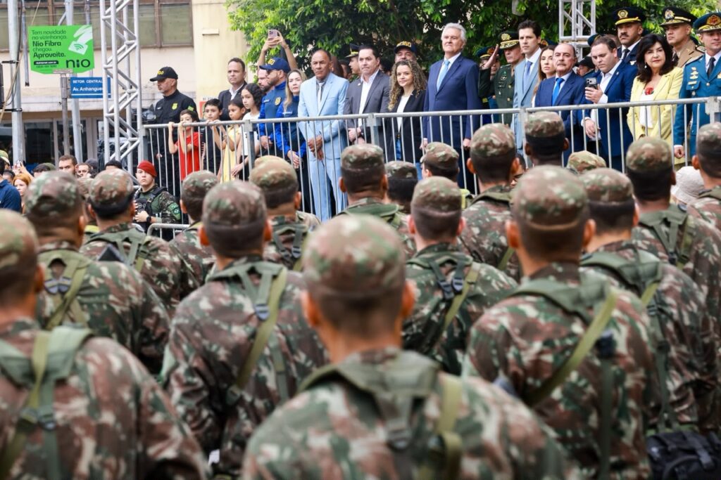 Veja como foi o desfile cívico-militar em Goiânia