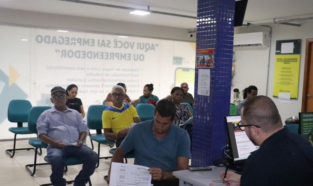Feirão reúne 3,2 mil vagas de emprego em logística e comércio na Região Metropolitana de Goiânia