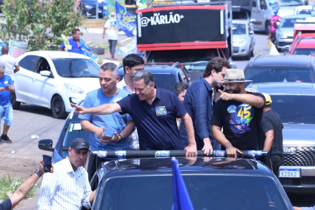 Marconi apresenta propostas durante carreata pela Região Metropolitana de Goiânia