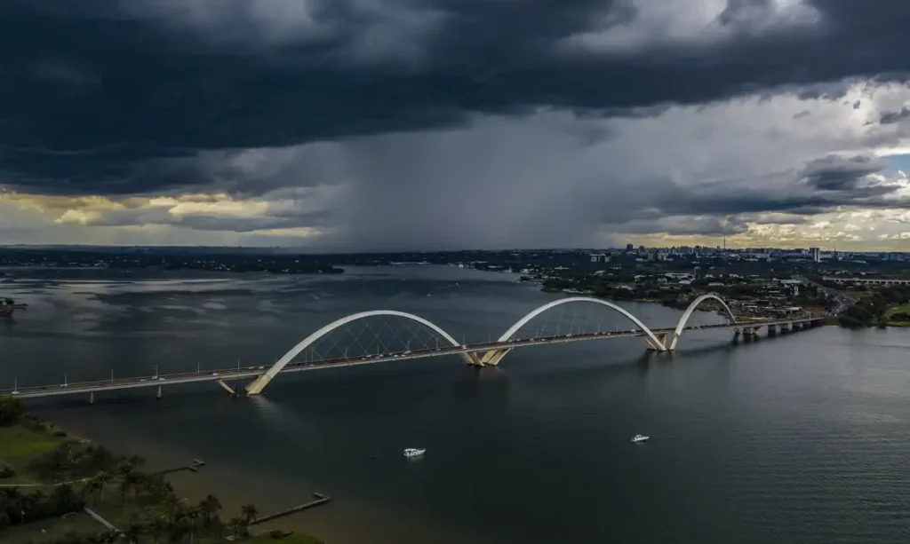 Defesa Civil emite alerta de tempestade e rajadas de vento no DF (foto: Agência Brasil)