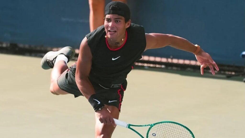 Guto Miguel se garante na decisão juvenil do US Open e busca repetir campanha de João Fonseca
