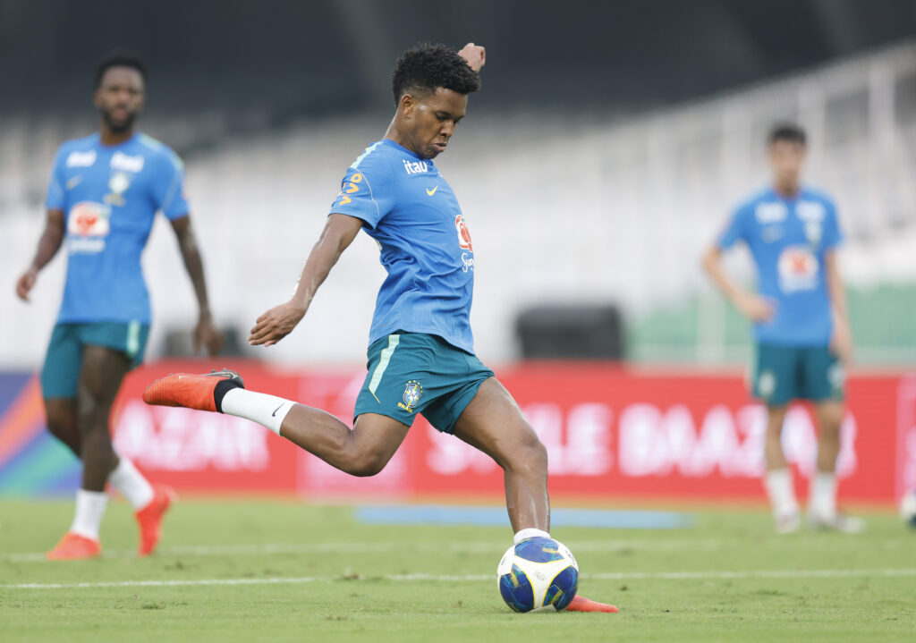 Estêvão, Endrick e Rayan estão entre os candidatos ao prêmio Golden Boy