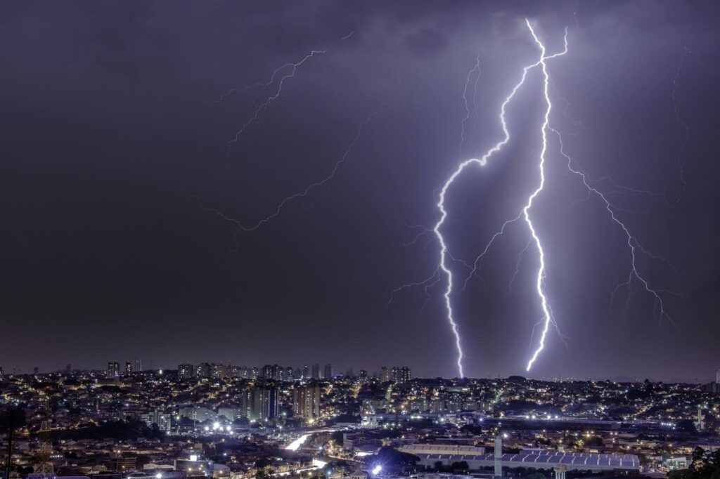 Goiás registra mais de 4 milhões de raios em nove meses e alerta para tempestades (foto: divulgação)