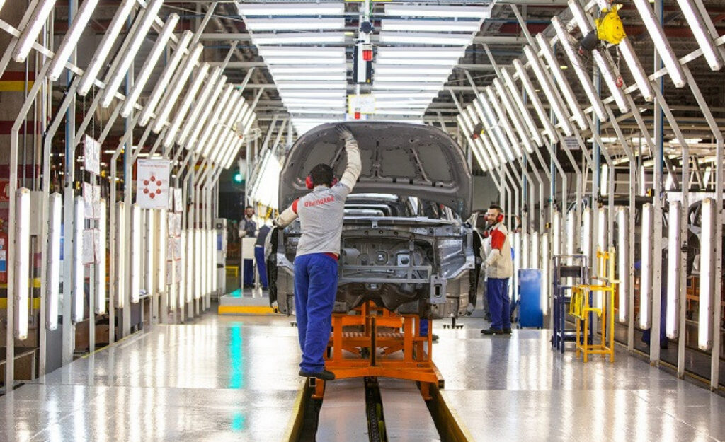 Indústria goiana cresce 2% em 2026 e supera média nacional