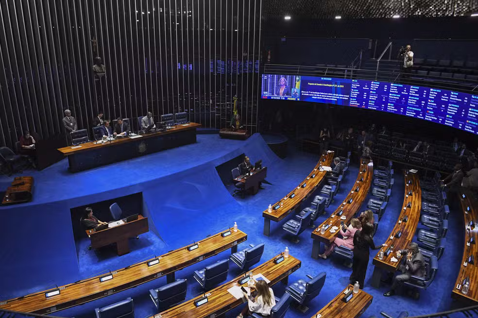 Senado realiza nesta terça-feira a quarta sessão de discussão sobre o fim da escala 6x1